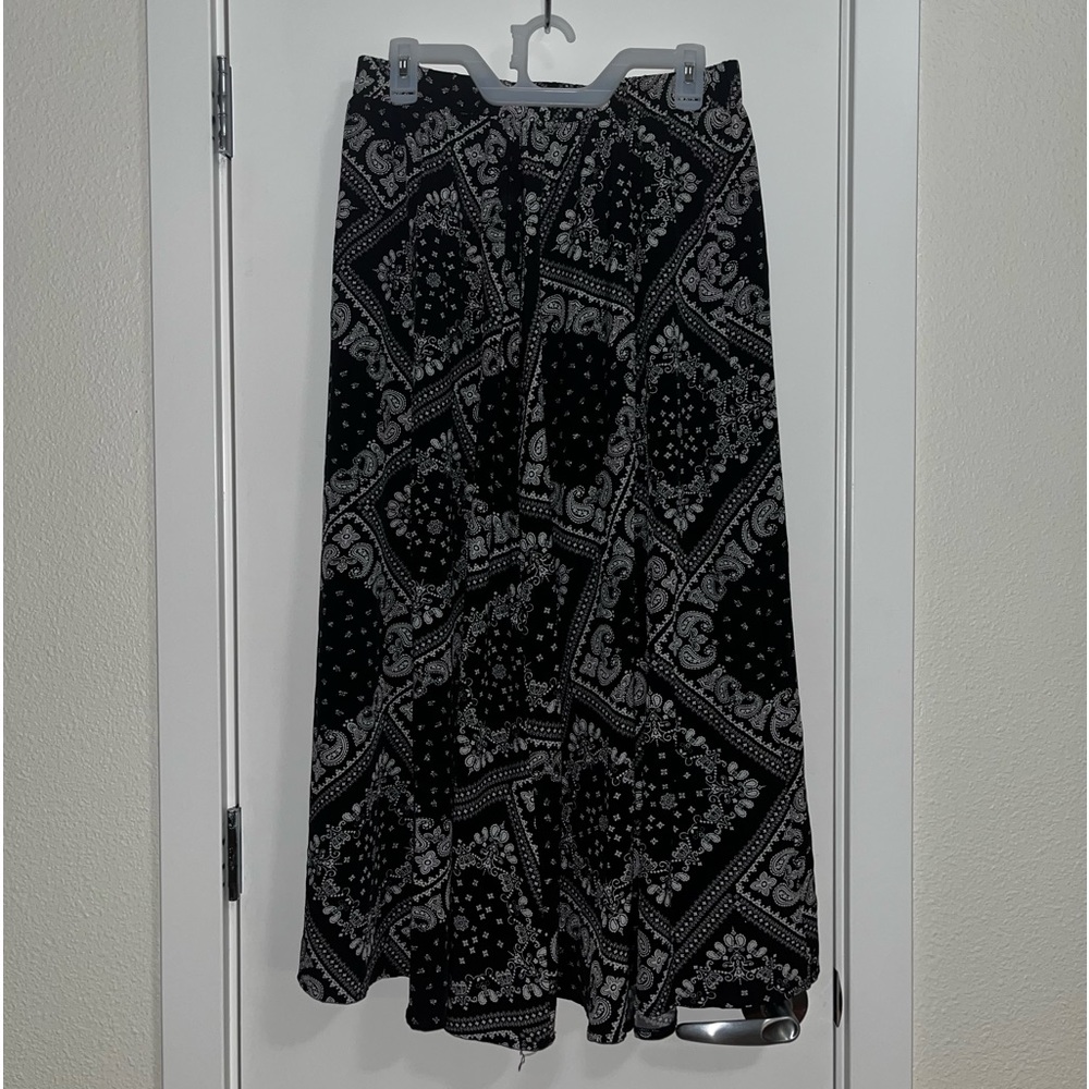 Paisley/Bandana Print Maxi Skirt